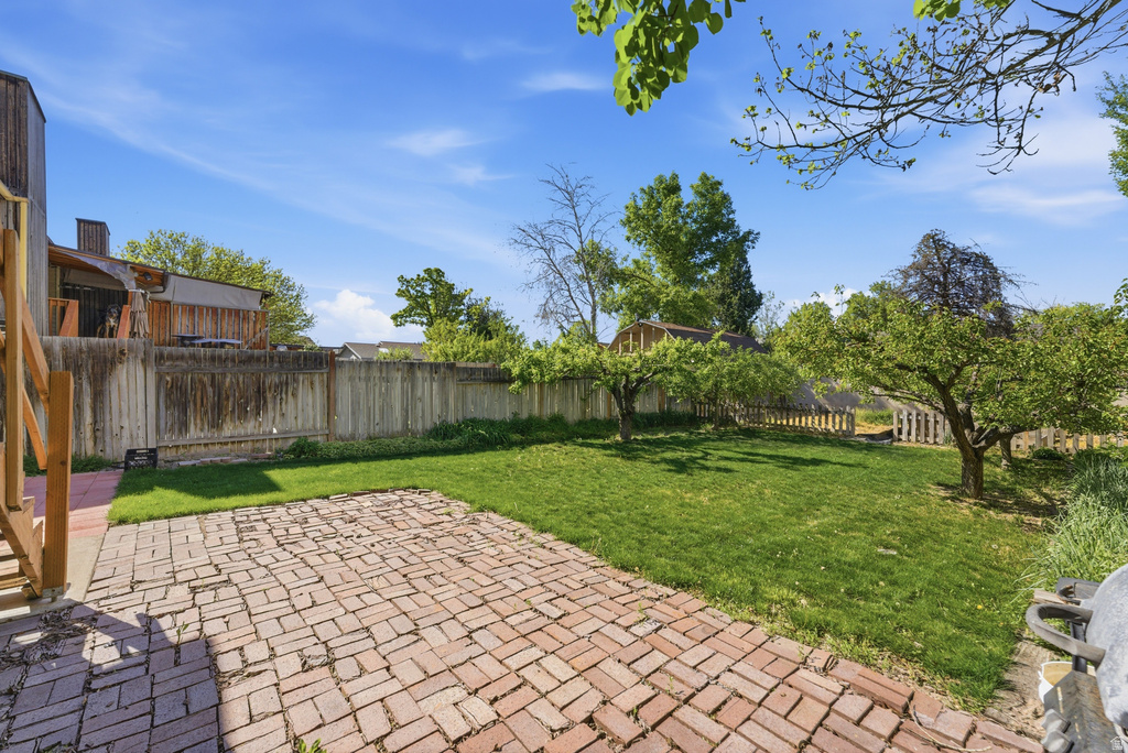 2326 W HEATHERGLEN DR Taylorsville, UT 84129
