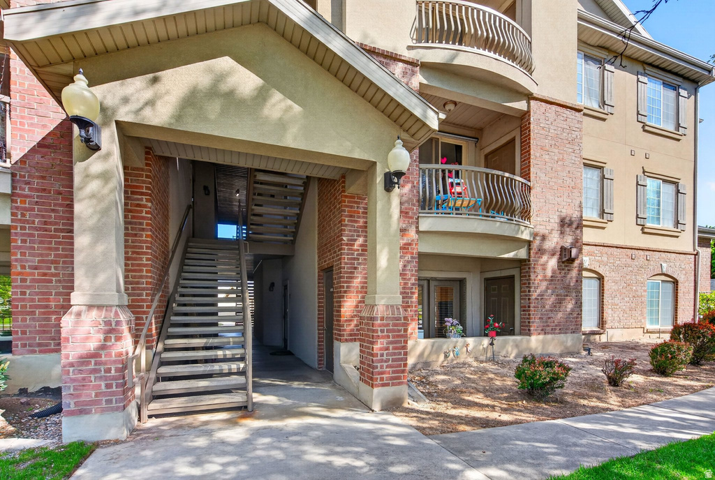 151 S PLEASANT GROVE BLVD Pleasant Grove, UT 84062