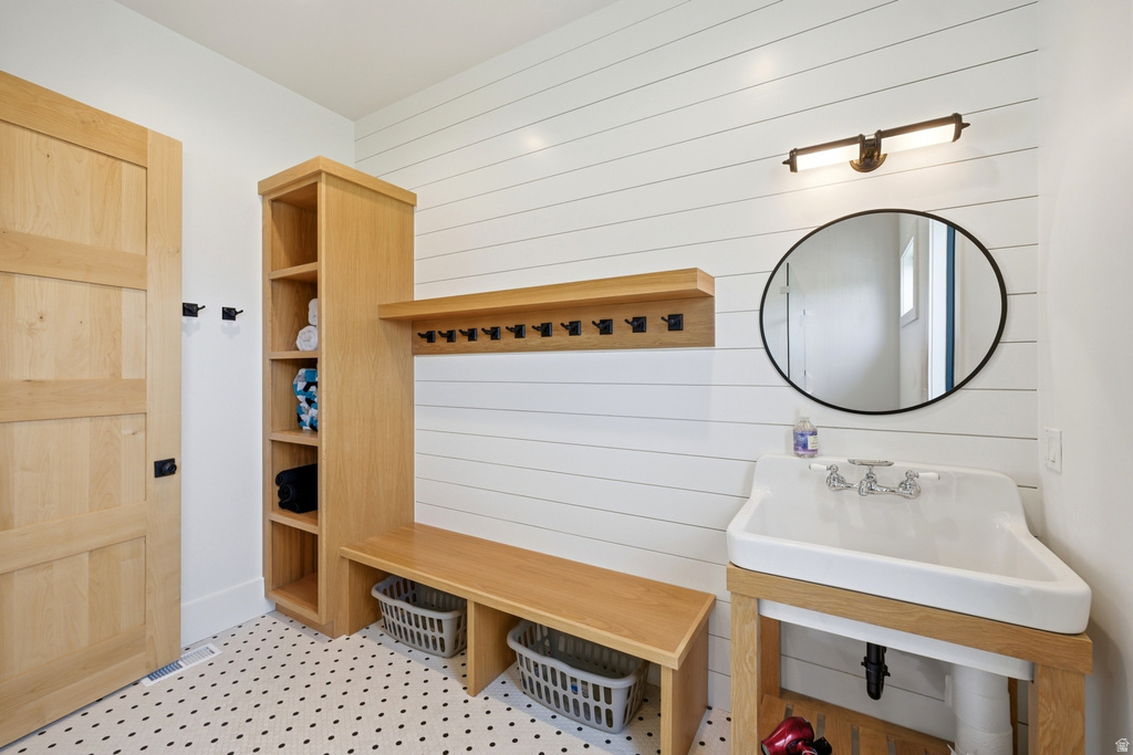 2727 W 2400 S Charleston, UT 84032