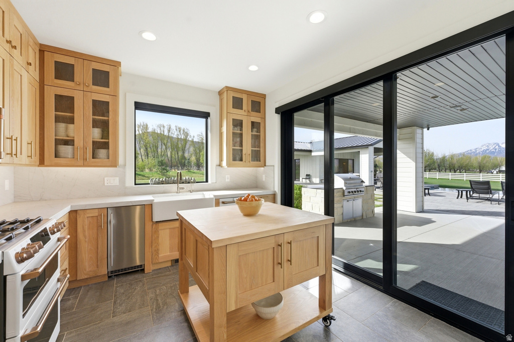 2727 W 2400 S Charleston, UT 84032