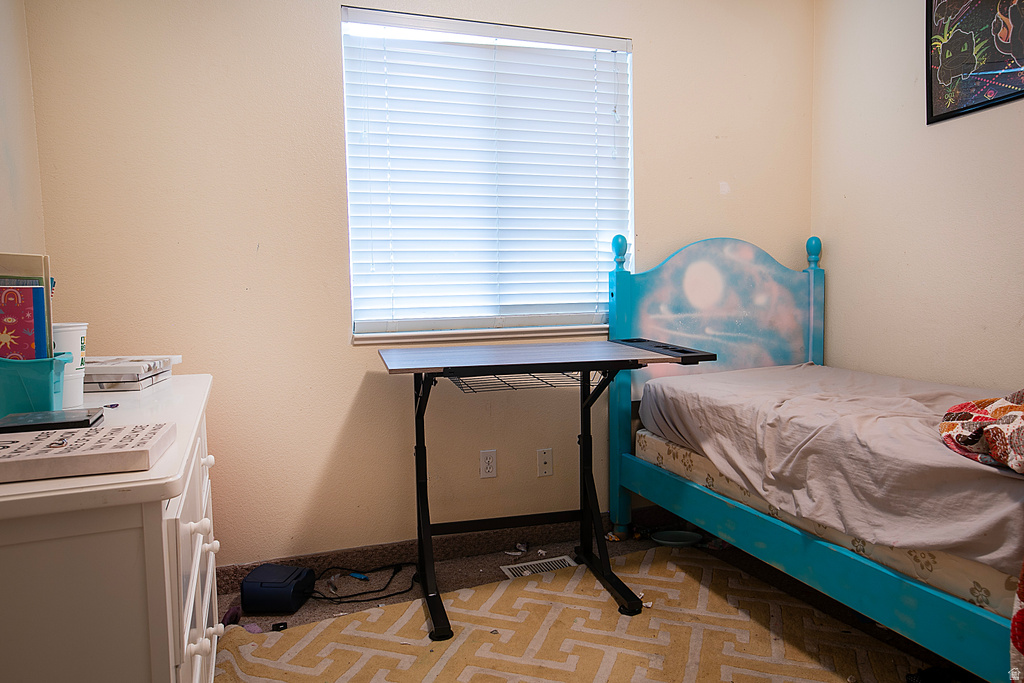 133 N PINGREE AVE Ogden, UT 84404
