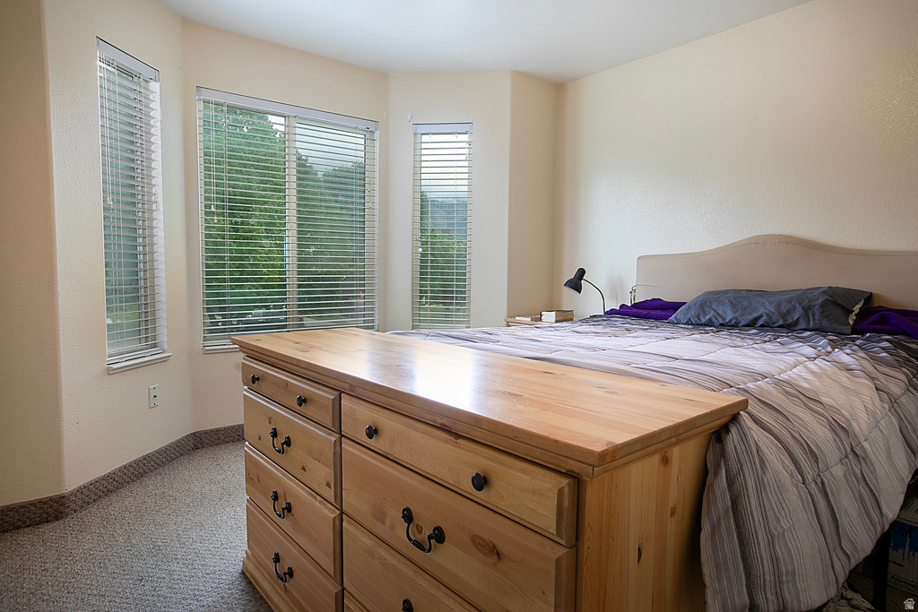 133 N PINGREE AVE Ogden, UT 84404