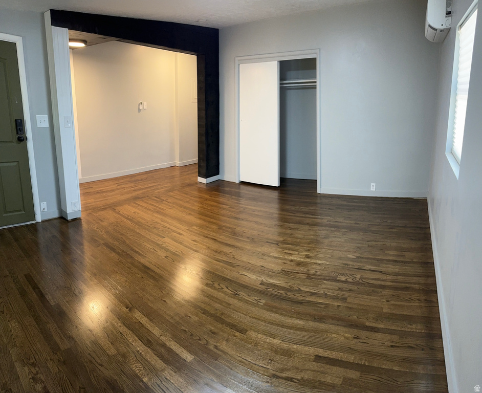 1766 E SOUTHWOODSIDE DR Holladay, UT 84124