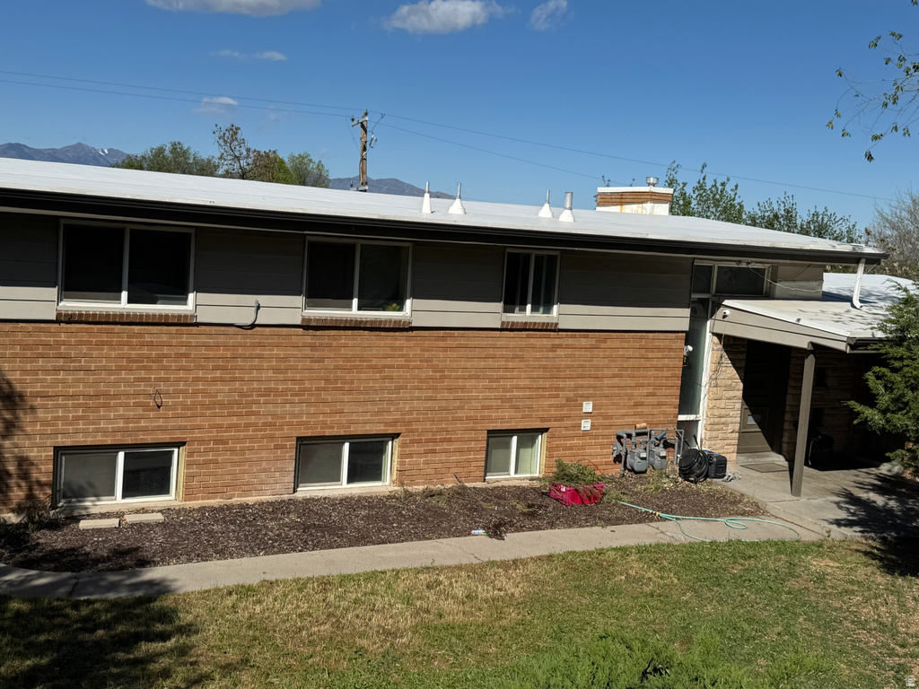 1766 E SOUTHWOODSIDE DR Holladay, UT 84124