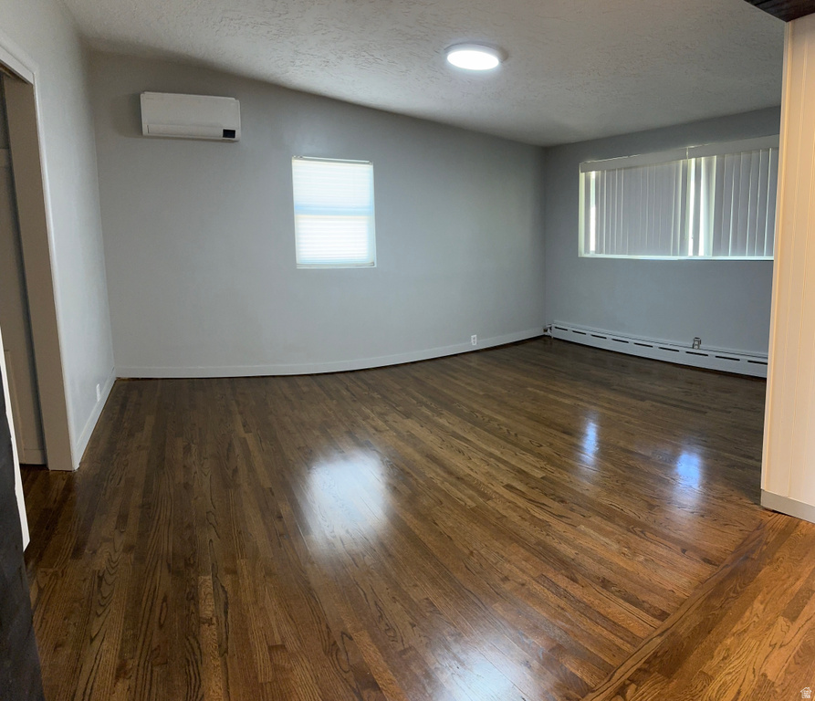 1766 E SOUTHWOODSIDE DR Holladay, UT 84124