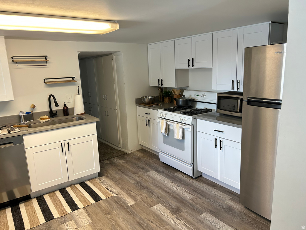 1766 E SOUTHWOODSIDE DR Holladay, UT 84124