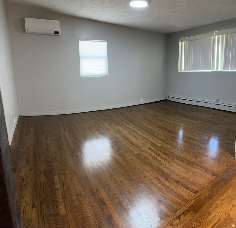 1766 E SOUTHWOODSIDE DR Holladay, UT 84124