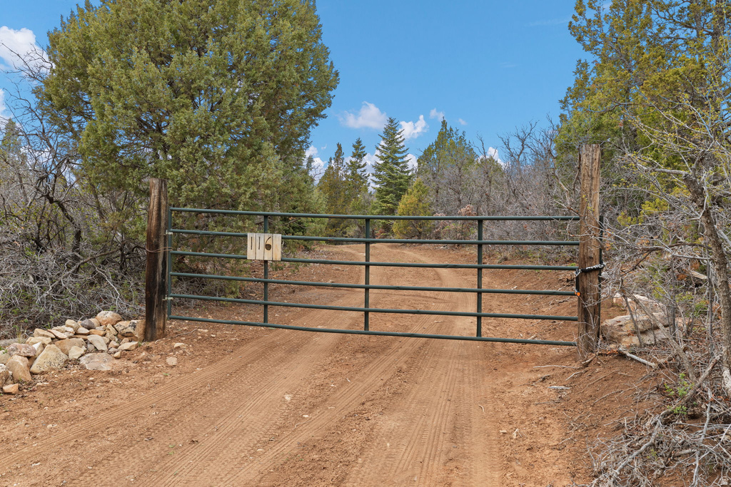 116 N OAK CREST DR Mt Pleasant, UT 84647