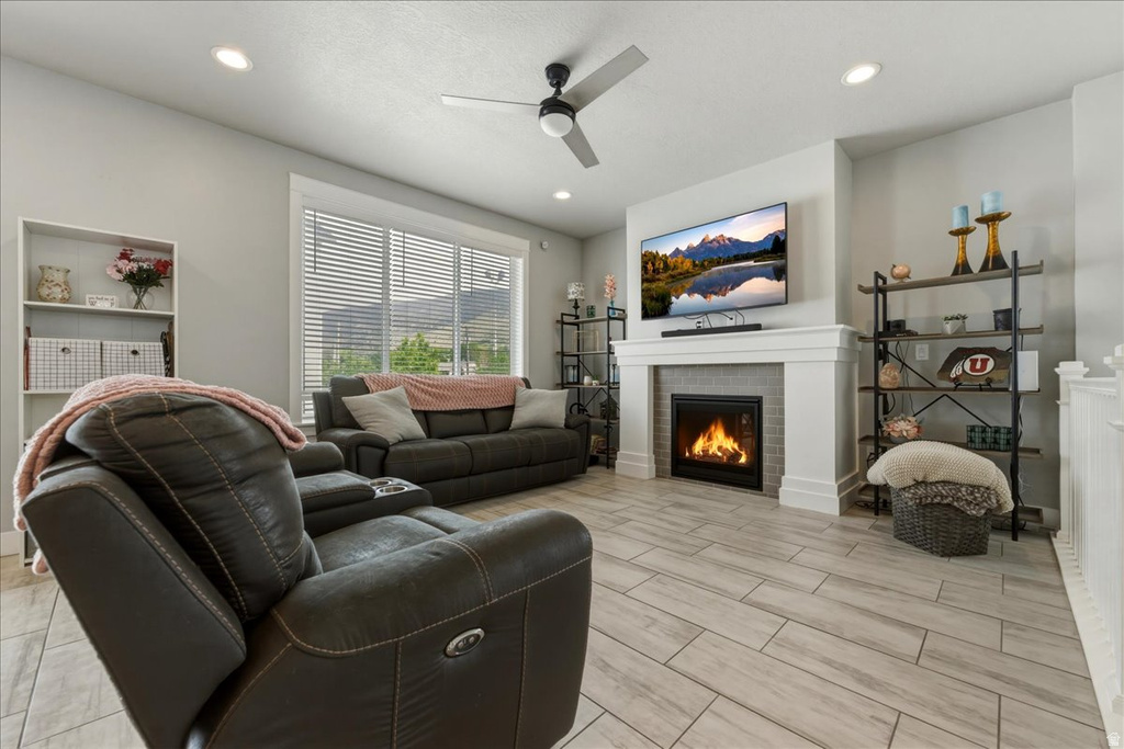347 E 1100 S Centerville, UT 84014