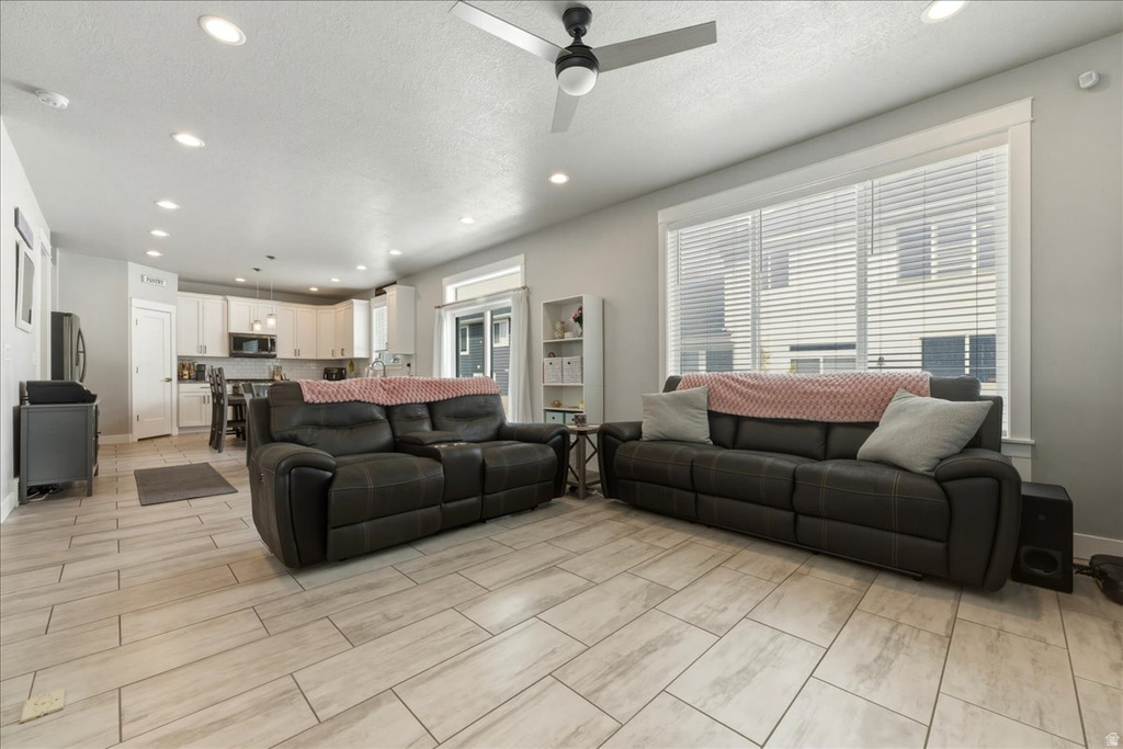 347 E 1100 S Centerville, UT 84014