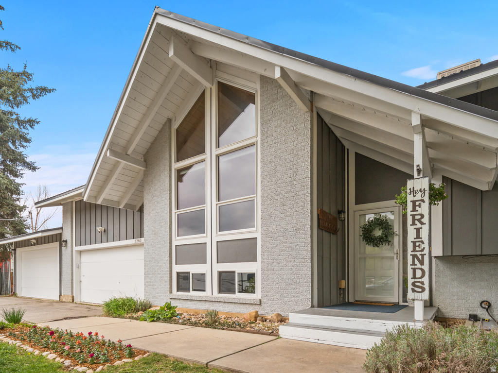 3260 N RIVER DR Eden, UT 84310