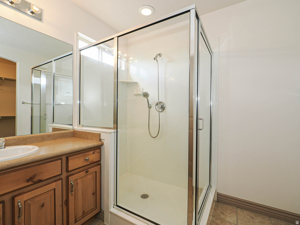 5689 W LUGANO DR West Jordan, UT 84081
