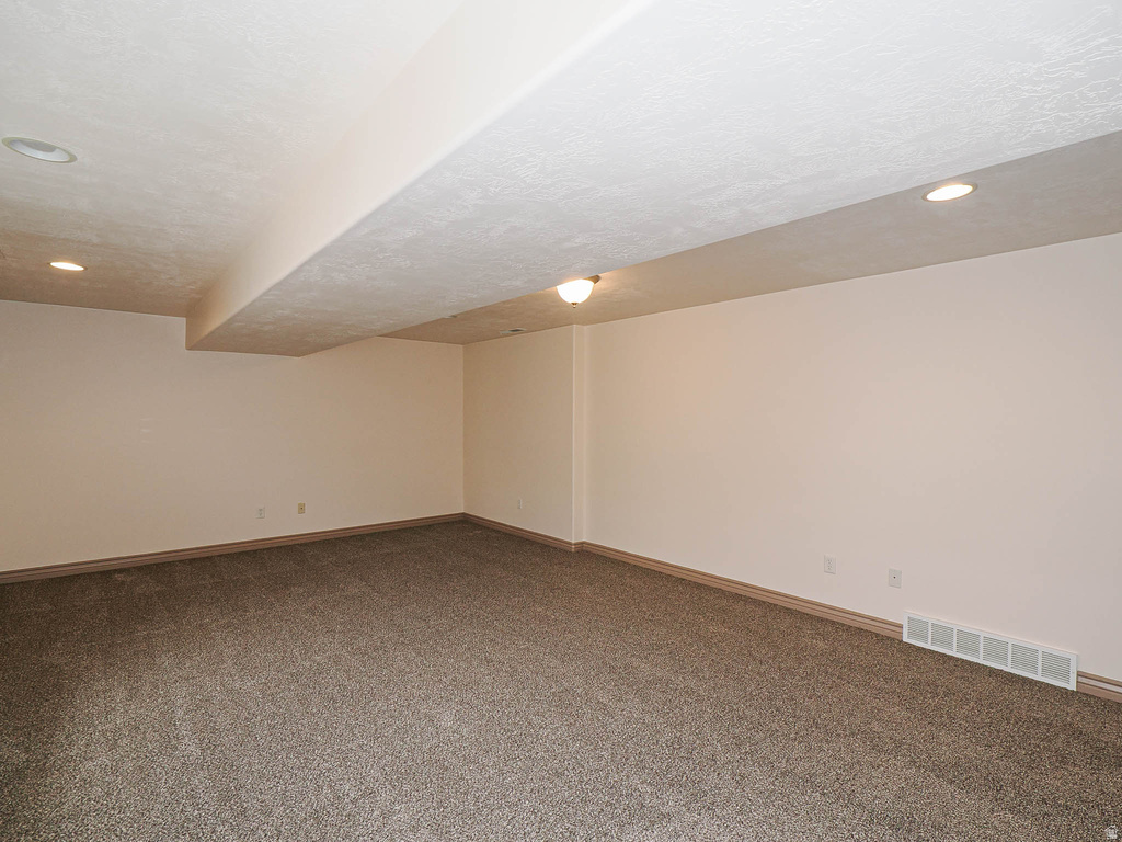 5689 W LUGANO DR West Jordan, UT 84081