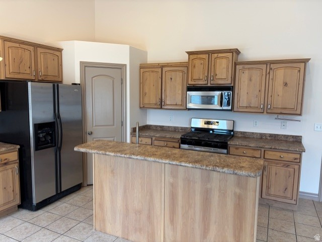 5689 W LUGANO DR West Jordan, UT 84081