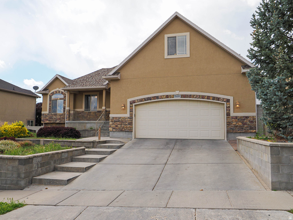5689 W LUGANO DR West Jordan, UT 84081