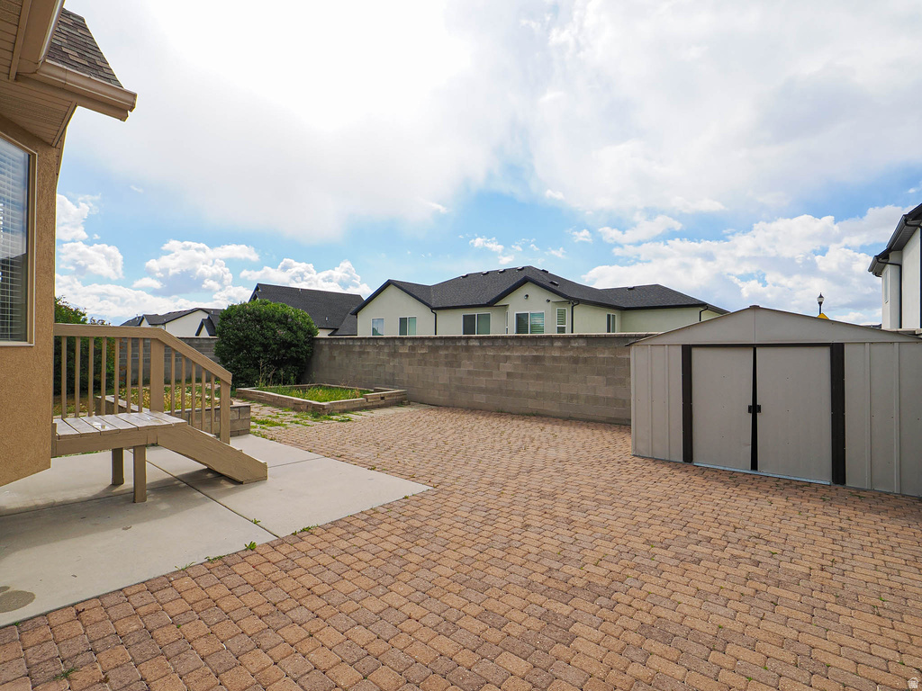 5689 W LUGANO DR West Jordan, UT 84081