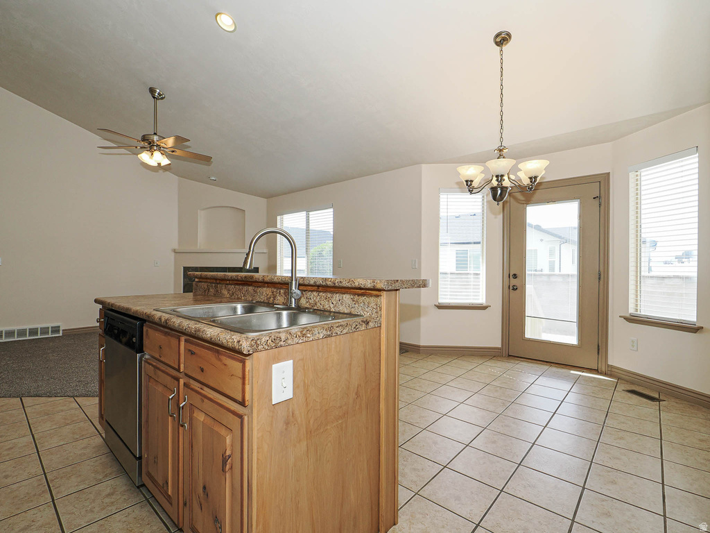 5689 W LUGANO DR West Jordan, UT 84081