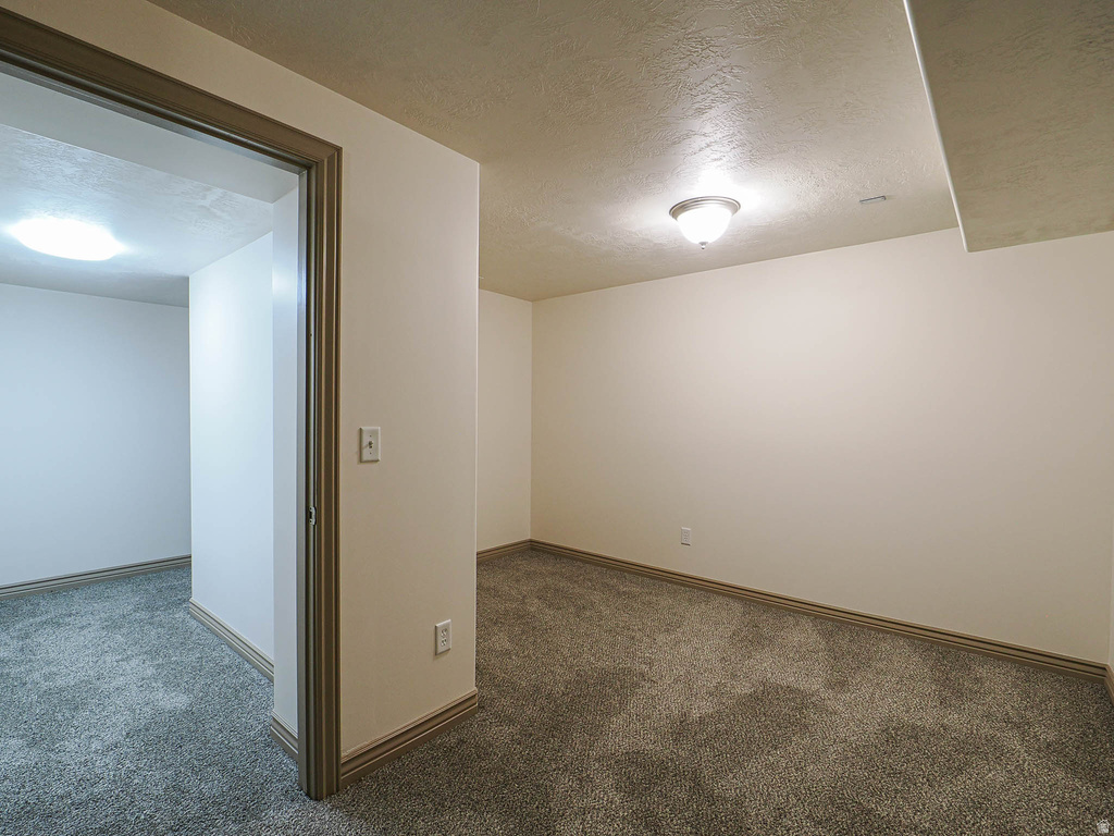 5689 W LUGANO DR West Jordan, UT 84081