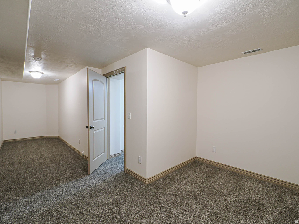 5689 W LUGANO DR West Jordan, UT 84081