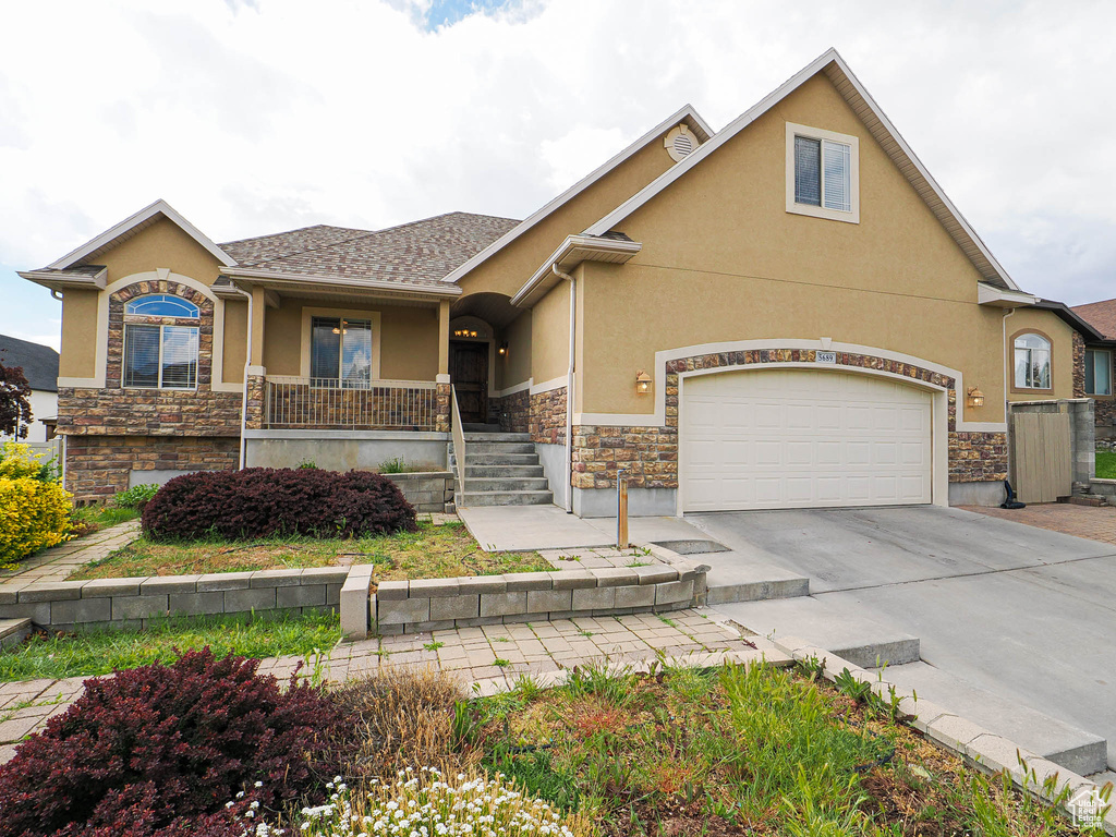 5689 W LUGANO DR West Jordan, UT 84081
