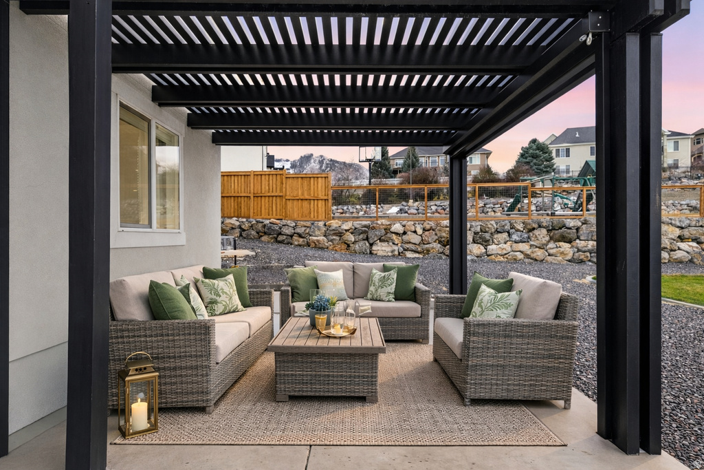 102 S ELK RIDGE DR Elk Ridge, UT 84651