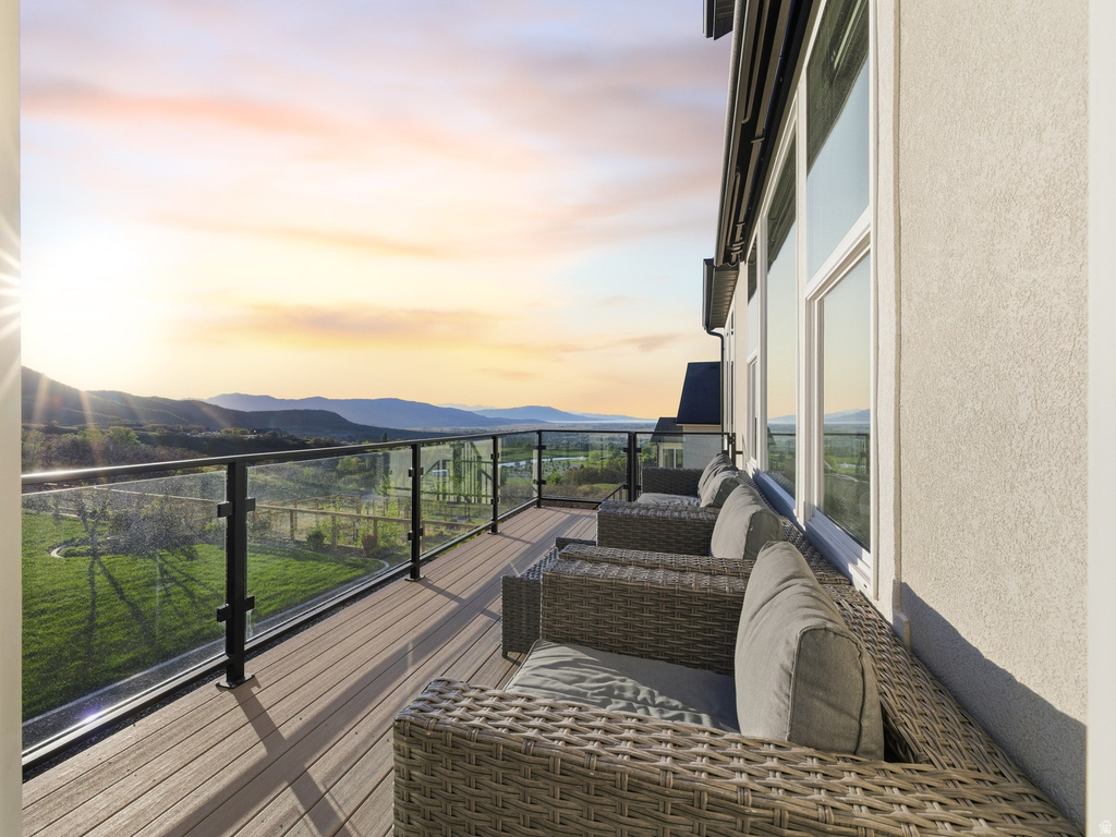 102 S ELK RIDGE DR Elk Ridge, UT 84651