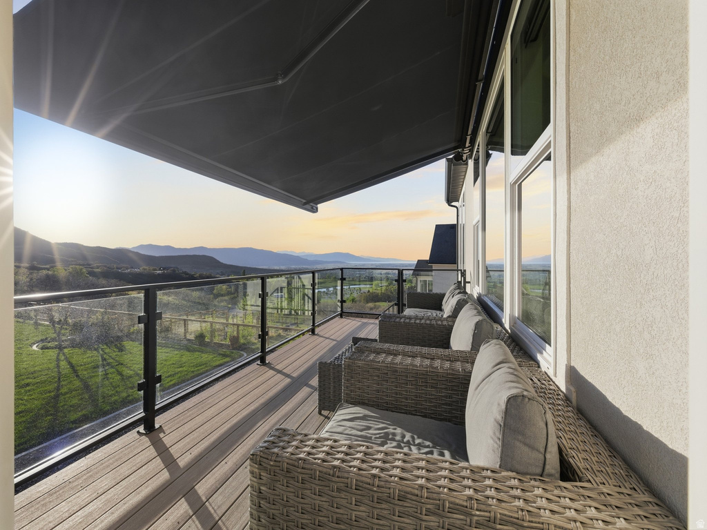 102 S ELK RIDGE DR Elk Ridge, UT 84651