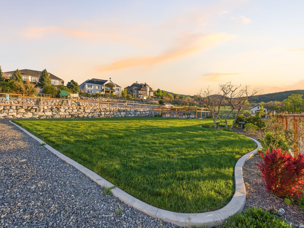 102 S ELK RIDGE DR Elk Ridge, UT 84651