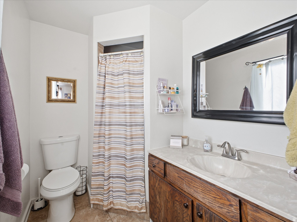 5221 S 3600 W Taylorsville, UT 84129