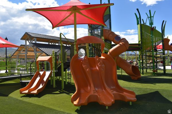 15203 S TACK WAY Bluffdale, UT 84065