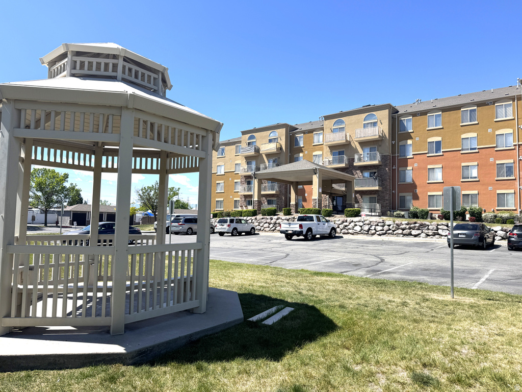 3478 S COZY RIVER PL #306 West Valley City, UT 84119