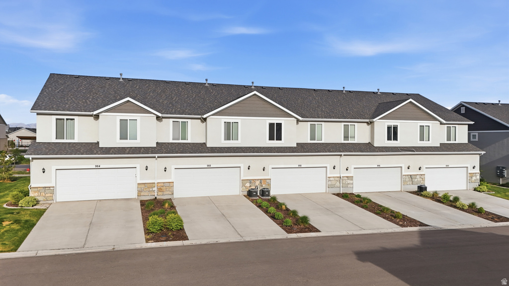 984 N CENTER ST Santaquin, UT 84655