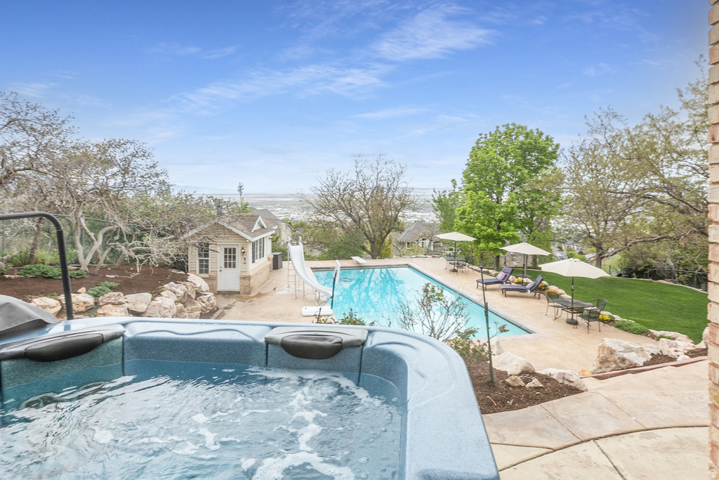 3864 S MONARCH DR Bountiful, UT 84010