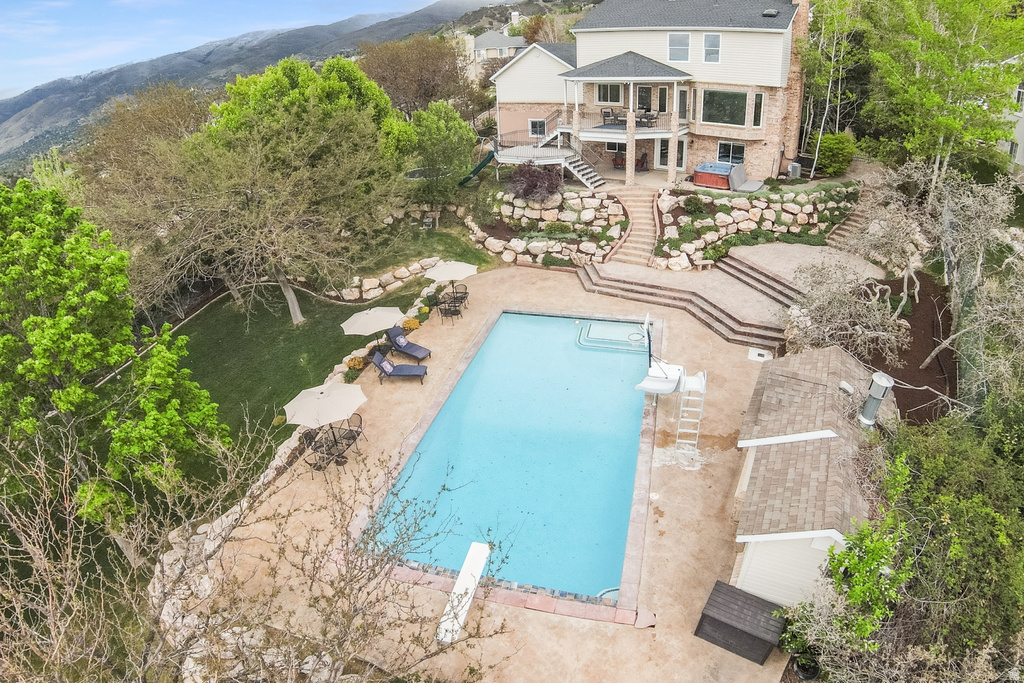 3864 S MONARCH DR Bountiful, UT 84010