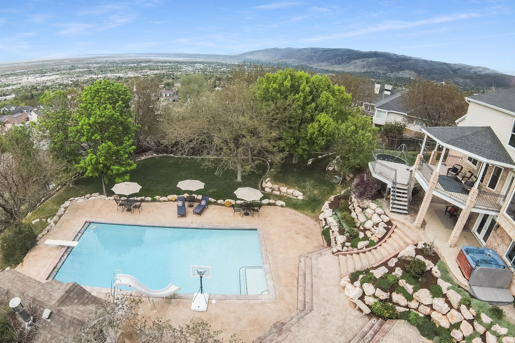 3864 S MONARCH DR Bountiful, UT 84010