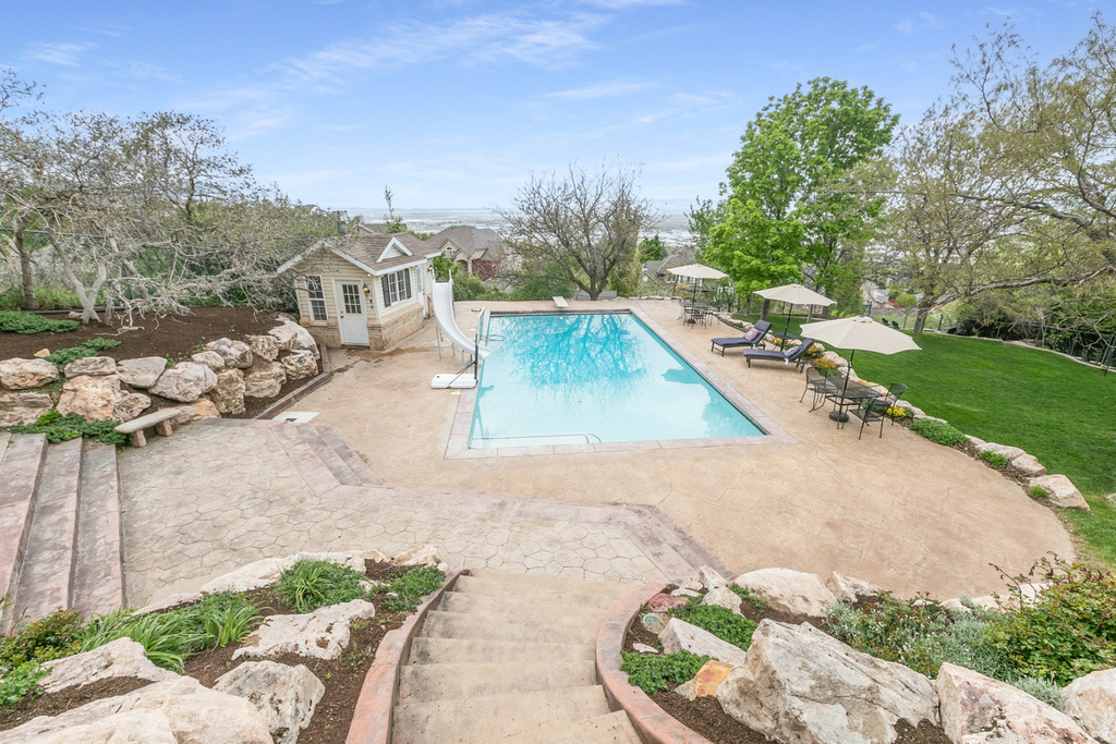 3864 S MONARCH DR Bountiful, UT 84010