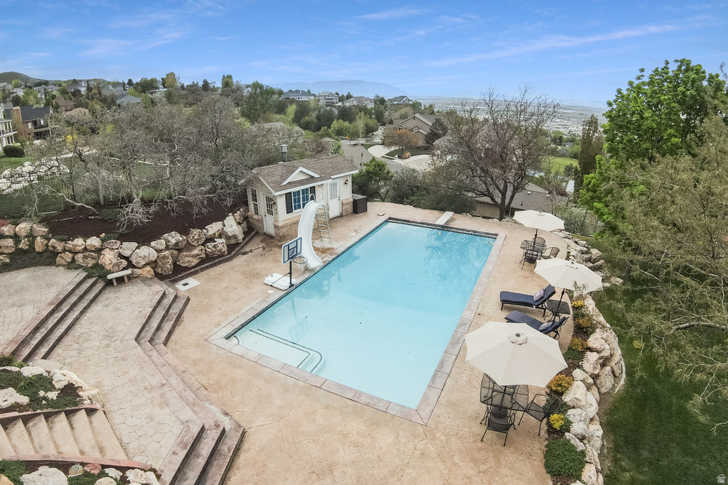 3864 S MONARCH DR Bountiful, UT 84010