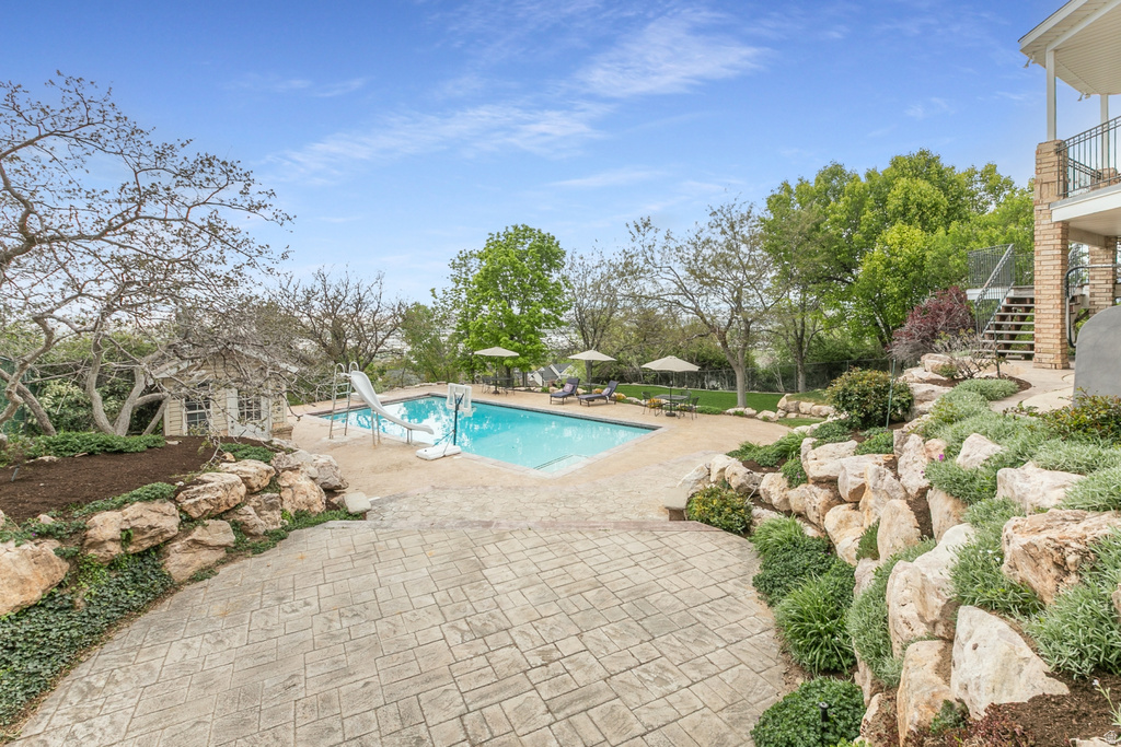 3864 S MONARCH DR Bountiful, UT 84010