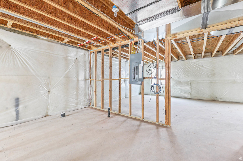 437 TOPAZ DR Santaquin, UT 84655