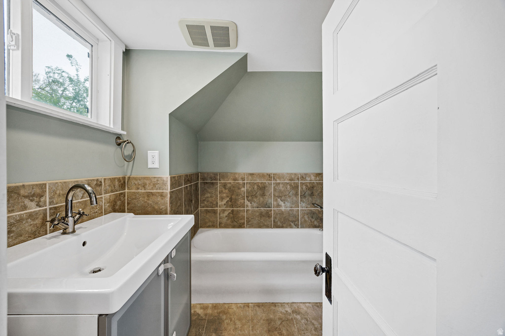 324 W CENTER ST Logan, UT 84321