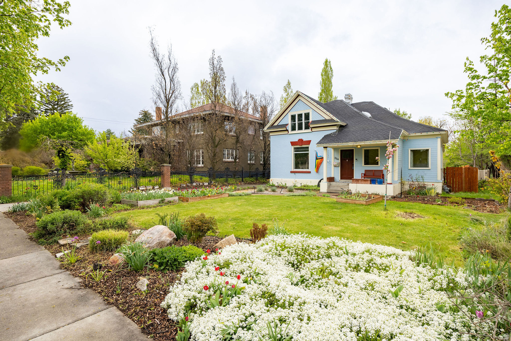 324 W CENTER ST Logan, UT 84321