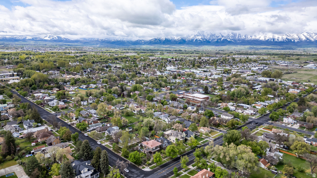 324 W CENTER ST Logan, UT 84321