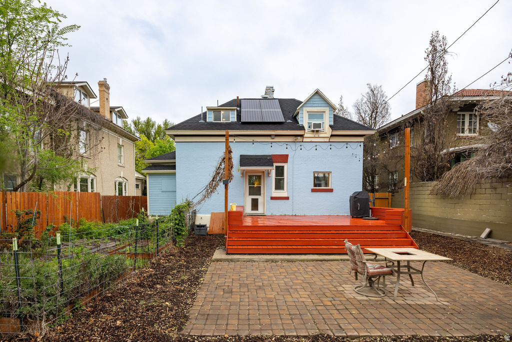 324 W CENTER ST Logan, UT 84321