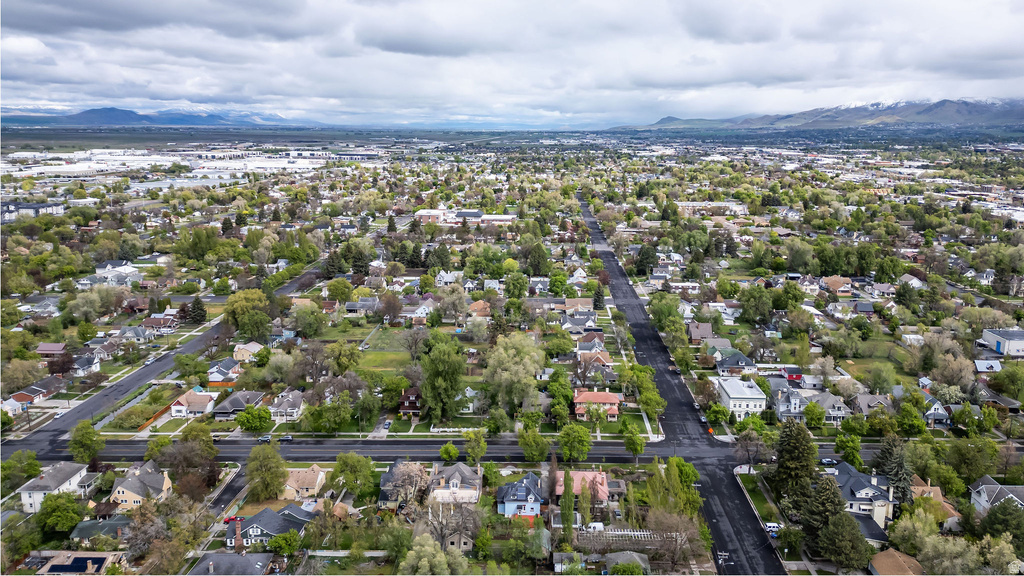 324 W CENTER ST Logan, UT 84321