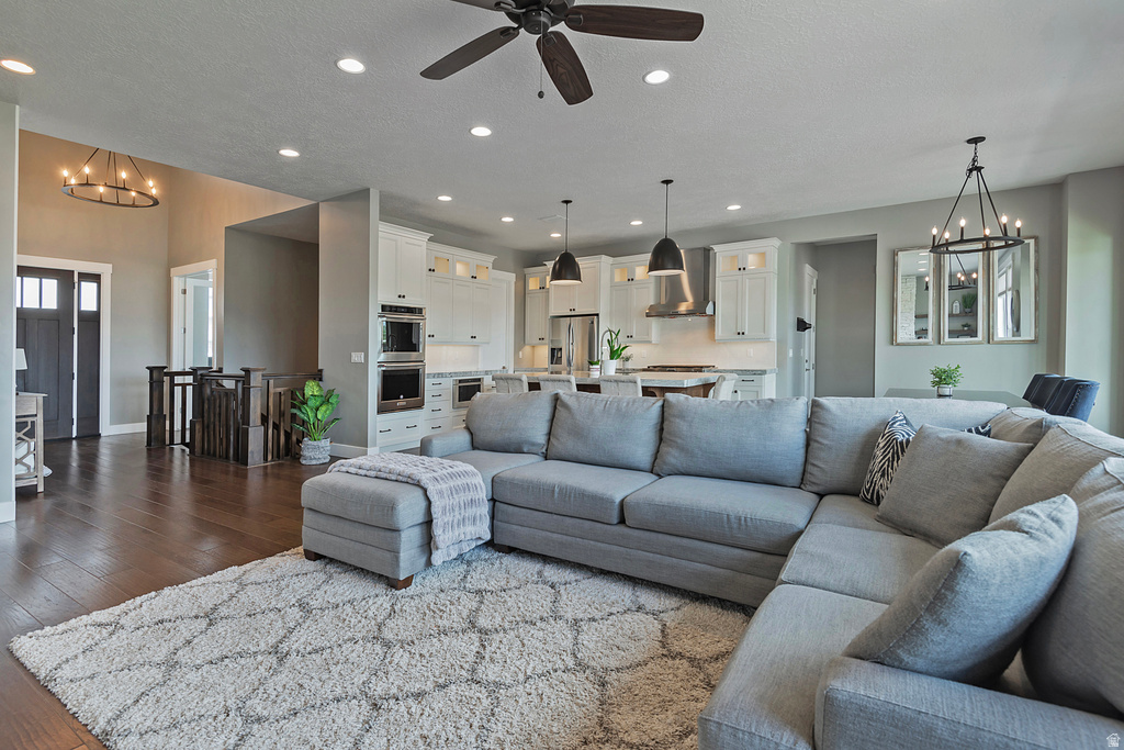 10708 S DIELSDORF RD Sandy, UT 84092