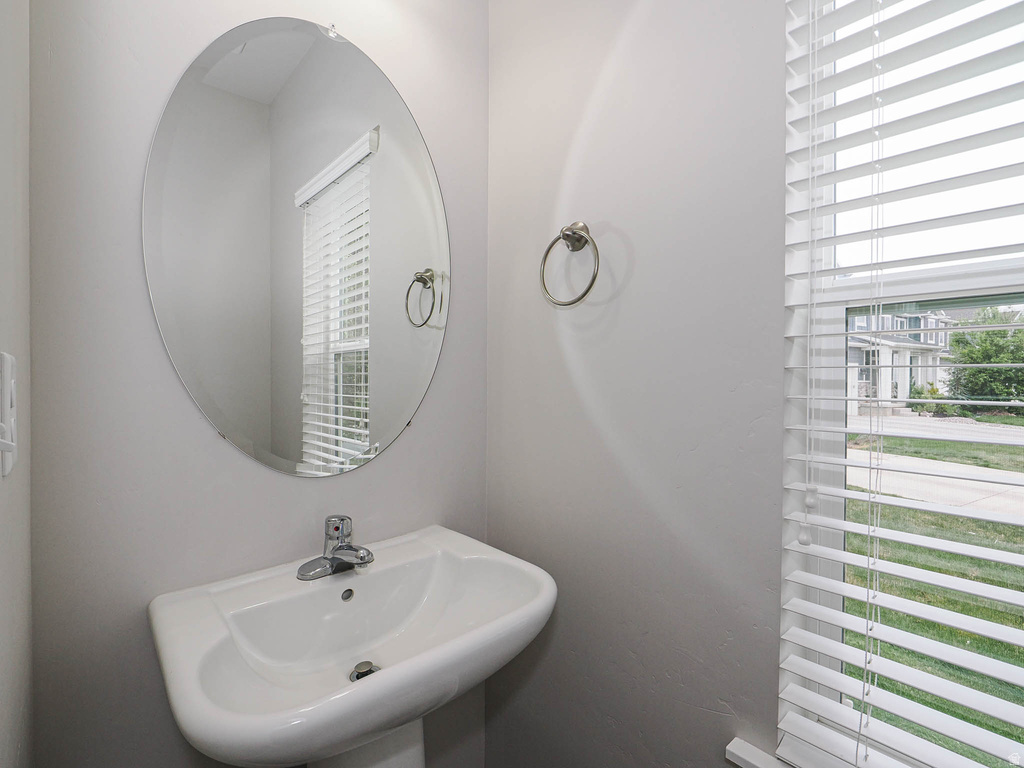 7835 N BRIDLEWAY RD Eagle Mountain, UT 84005