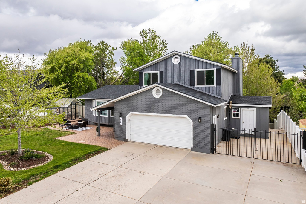 2027 E 10095 S Sandy, UT 84092