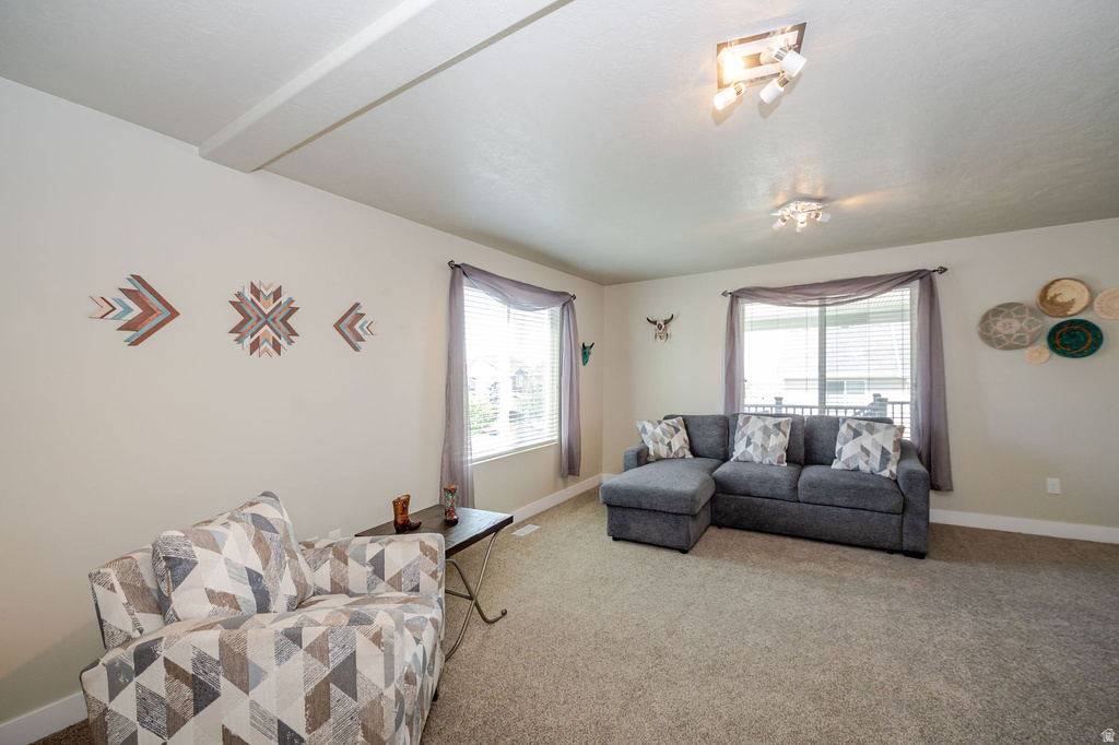 6178 W AUTUMN VISTAS DR West Valley City, UT 84128