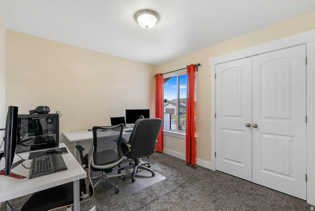 2428 E JIM BRIDGER DR Eagle Mountain, UT 84005