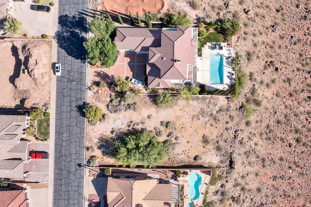 318  CREST LINE CIR St. George, UT 84790